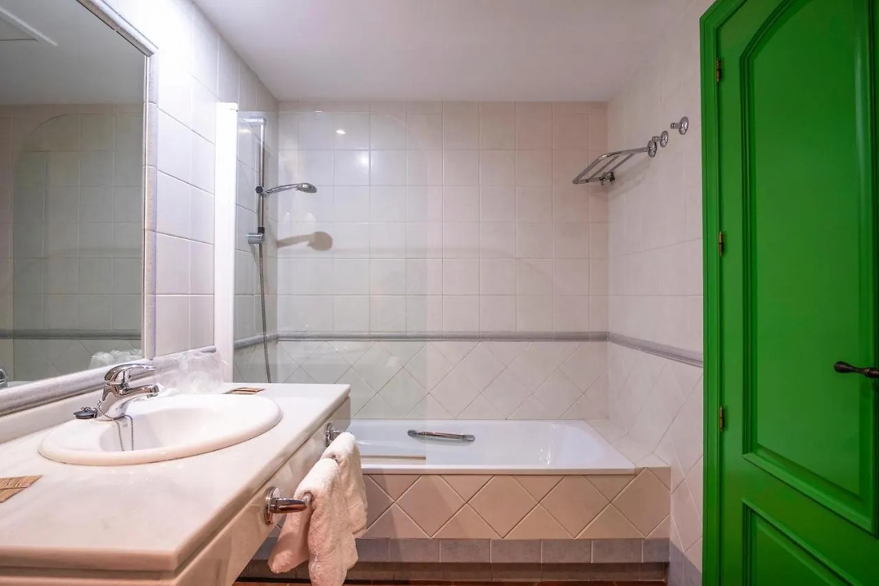 Hotel Dona Matilde Estepona Espanha