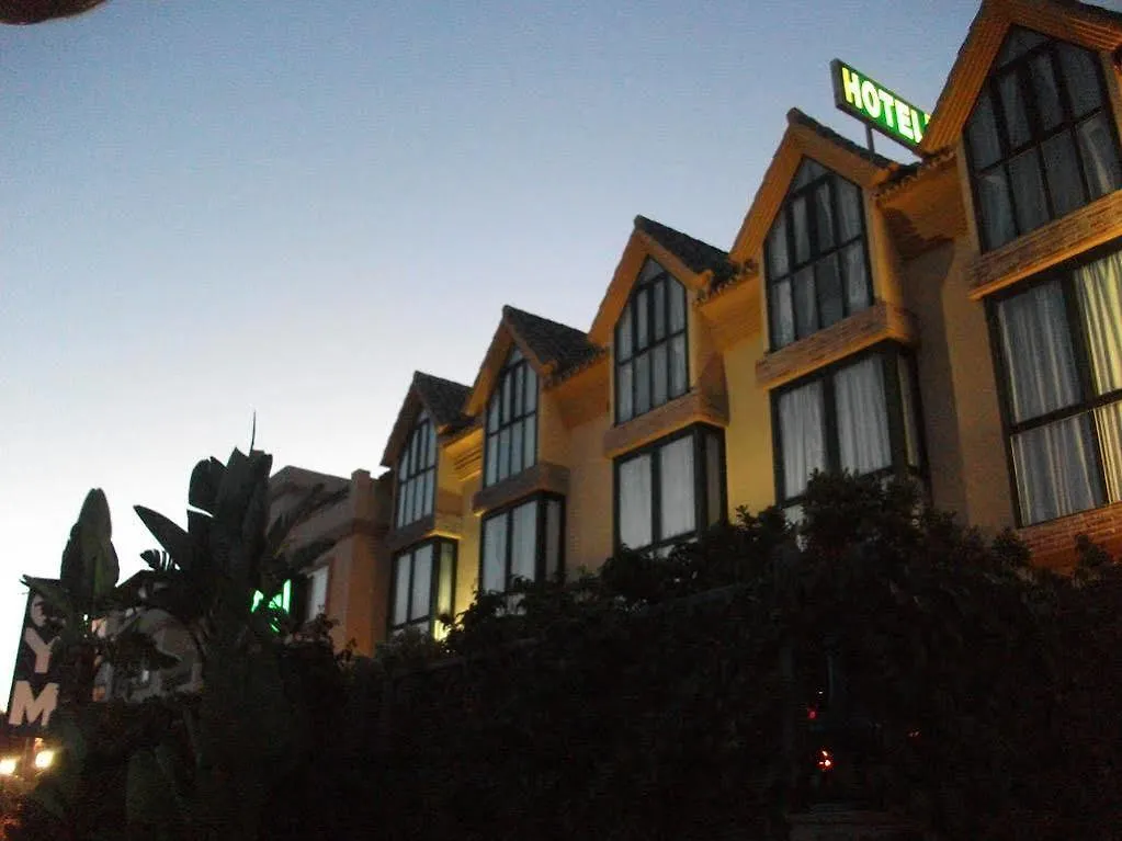 **  Hotel Dona Matilde Estepona Espanha